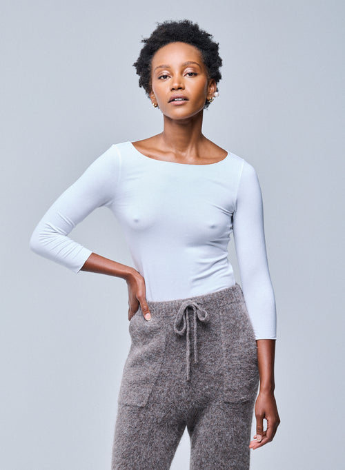 T-shirt Blanc Adèle Col Bateau en Viscose et Élasthanne - MAJESTIC FILATURES