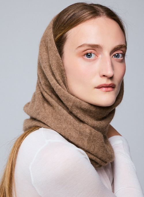 Long Bison Collar in Raccoon - MAJESTIC FILATURES