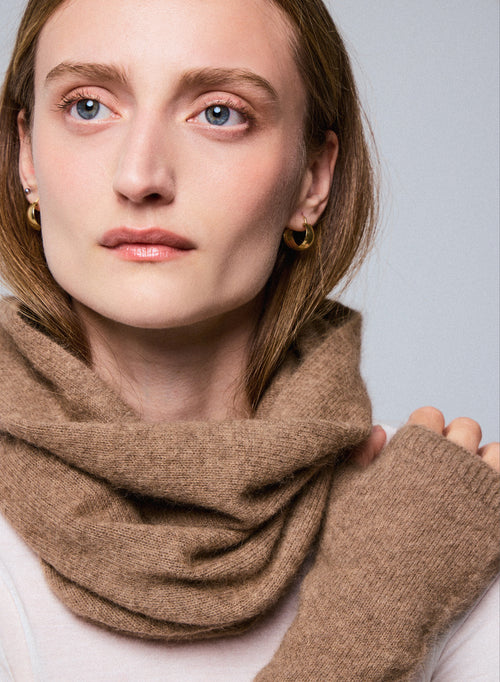 Long Bison Collar in Raccoon - MAJESTIC FILATURES