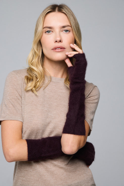 Aubergine mittens in Raccon wool / Polyamide - MAJESTIC FILATURES