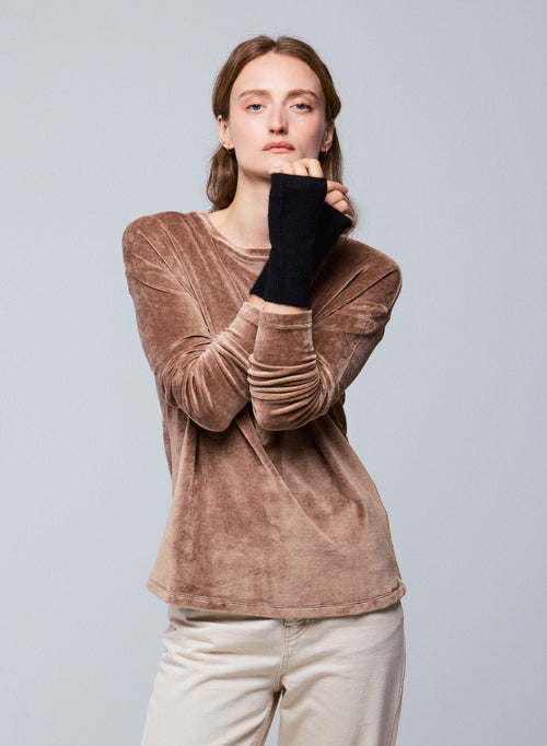 Black Mittens in Raccon wool / Polyamide - MAJESTIC FILATURES