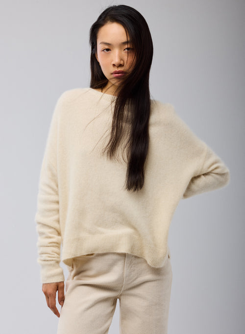 Pull Blanc Col Rond Manches Longues en Raccoon/ Polyamide - MAJESTIC FILATURES