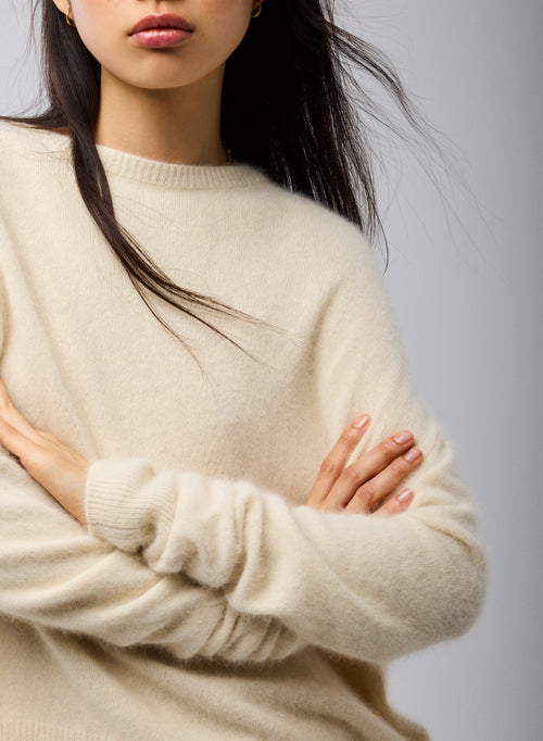 Jersey de manga larga con cuello redondo blanco en lana de raccon / poliamida - MAJESTIC FILATURES
