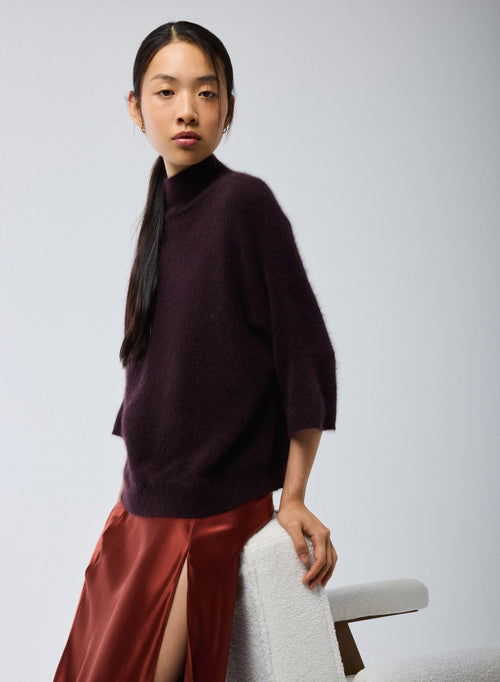 Pull Aubergine Col Roulé Manches Kimono en Raccoon / Polyamide - MAJESTIC FILATURES