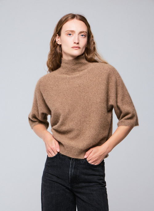 Pull Beige Col Roulé Manches Kimono en Raccoon / Polyamide - MAJESTIC FILATURES