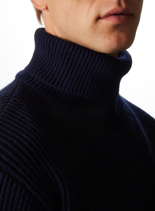 "Wool / Cashmere Ribbed Turtleneck Pull" - MAJESTIC FILATURES