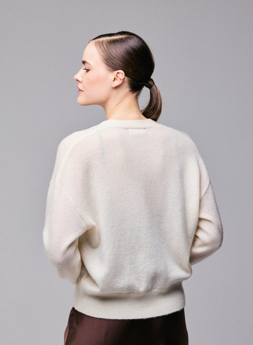 White V-neck Long-sleeved Cardigan In Wool / Silk / Cashmere  - MAJESTIC FILATURES