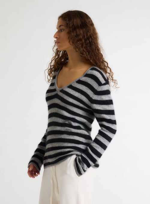 Blue V-Neck Long Sleeve Sweater - MAJESTIC FILATURES