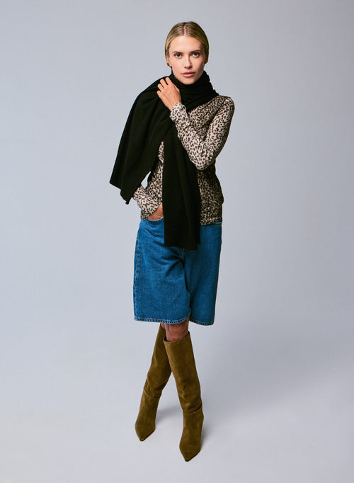 Black Cashmere Scarf - MAJESTIC FILATURES