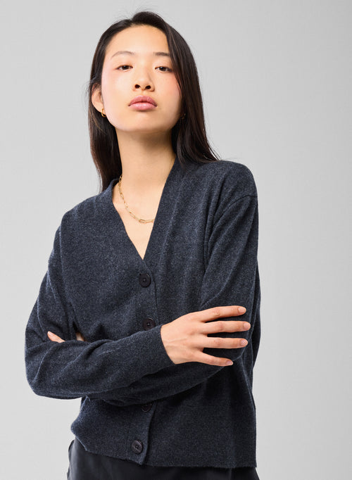 Cárdigan Gris con Cuello en V y Mangas Largas de Cachemir - MAJESTIC FILATURES