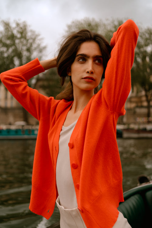 Rote Strickjacke mit V-Ausschnitt und langen Ärmeln aus Kaschmir - MAJESTIC FILATURES