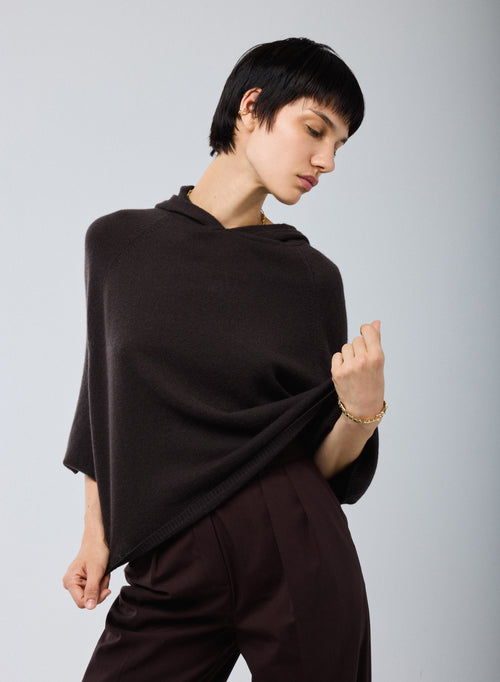 Pull Marron Capuche Manches Longues en Cachemire - MAJESTIC FILATURES