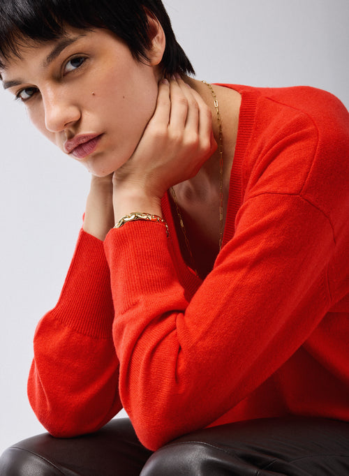 Roter Pullover mit V-Ausschnitt und langen Ärmeln aus Kaschmir - MAJESTIC FILATURES