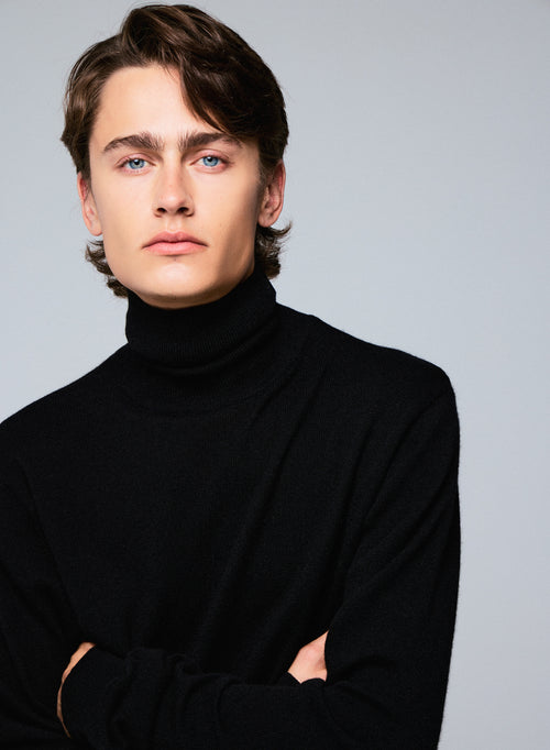 Black long-sleeved cashmere turtleneck sweater - MAJESTIC FILATURES