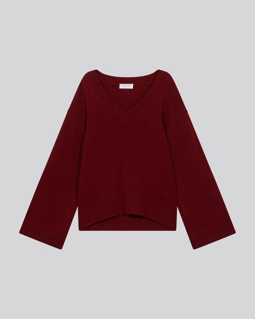 Red V-neck long-sleeved sweater in merino wool - MAJESTIC FILATURES