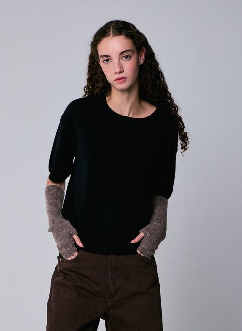 Schwarzer Kurzarmpullover aus Merinowolle mit Rundhalsausschnitt - MAJESTIC FILATURES