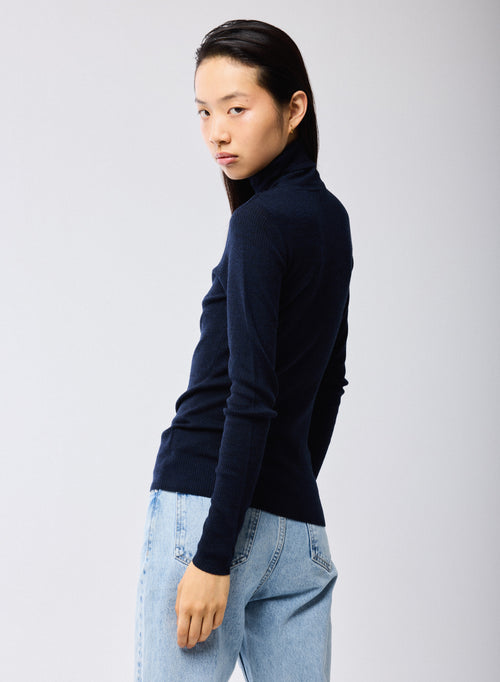 Navy Turtleneck Long Sleeve Sweater in Merino Wool - MAJESTIC FILATURES