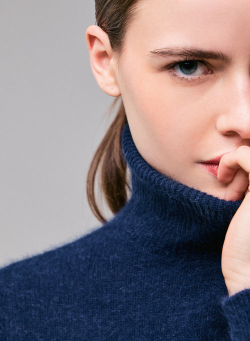 Navy blue Turtleneck Sweater Long Sleeves in Wool / Fox / Polyamide - MAJESTIC FILATURES