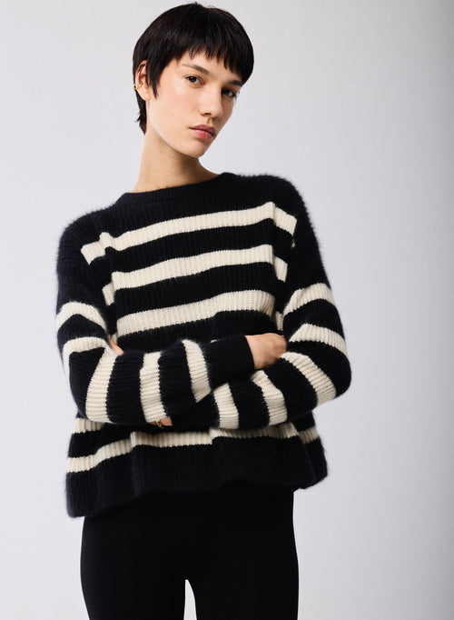 Black / Beige Sweater Crew Neck Long Sleeves in Wool / Fox / Polyamide - MAJESTIC FILATURES