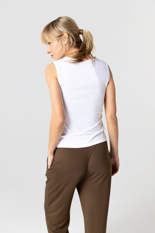 Débardeur Blanc Col V Sans Manches en Viscose / Elasthanne - MAJESTIC FILATURES