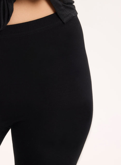 Black Legging in Viscose and Elastane - MAJESTIC FILATURES