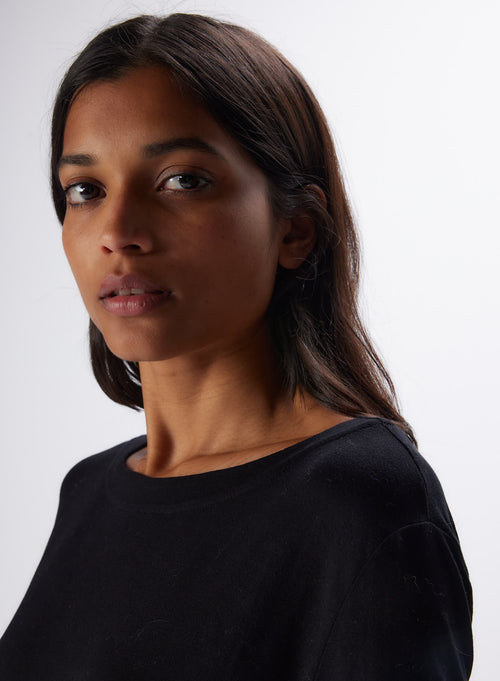 Schwarzes langärmeliges Kleid mit U-Boot-Ausschnitt aus Viskose und Elasthan - MAJESTIC FILATURES