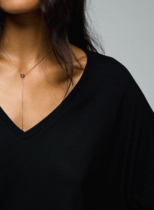 T-shirt Noir Col V Manches Longues en Viscose / Elasthanne - MAJESTIC FILATURES