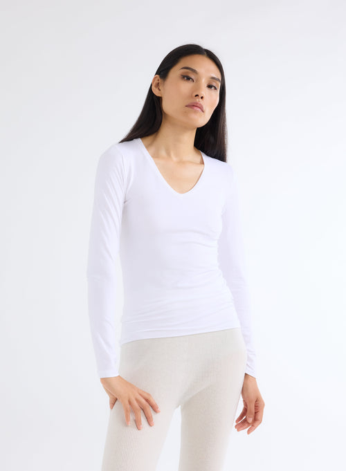 White V-Neck Long Sleeve T-Shirt in Viscose and Elastane - MAJESTIC FILATURES