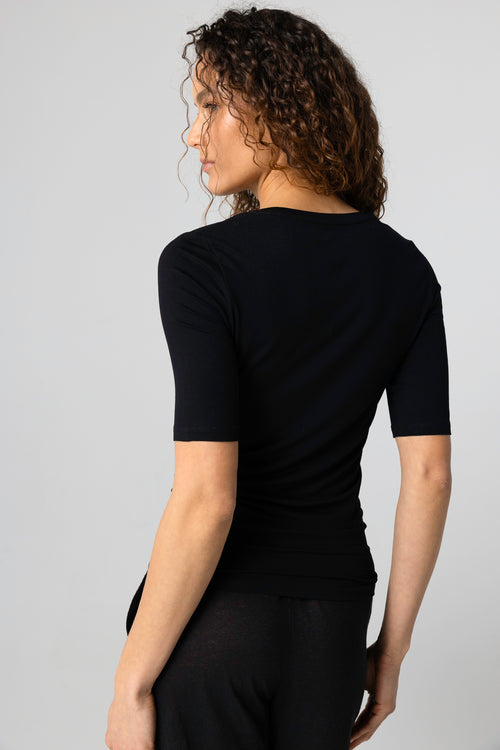 Black  U-neck T-shirt with elbow-length sleeves - MAJESTIC FILATURES