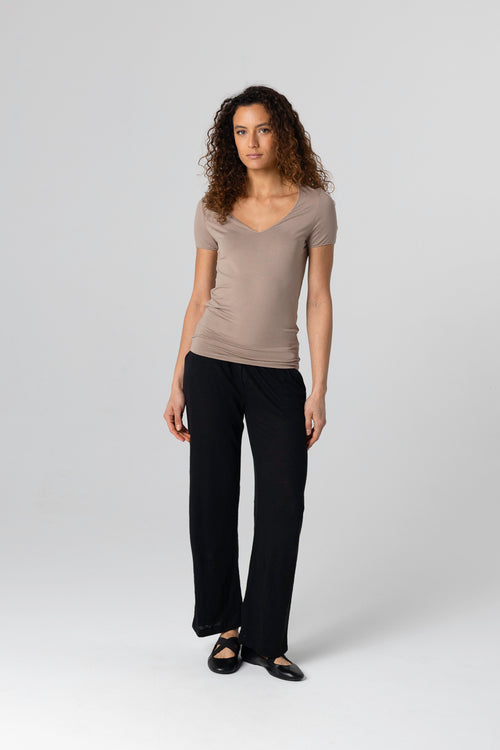 T-shirt Marron Col V Manches Courtes en Viscose / Elasthanne - MAJESTIC FILATURES