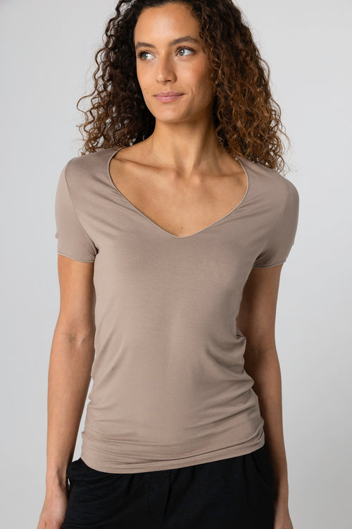 T-shirt Marron Col V Manches Courtes en Viscose / Elasthanne - MAJESTIC FILATURES