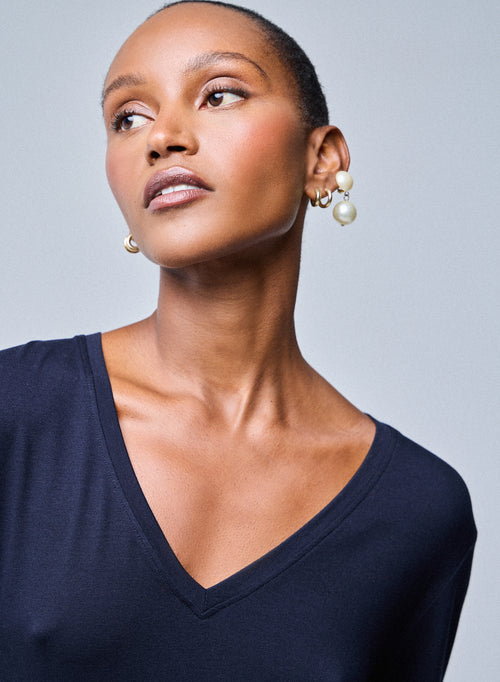 Navy blue V-neck Short Sleeves T-shirt in Viscose / Elastane - MAJESTIC FILATURES