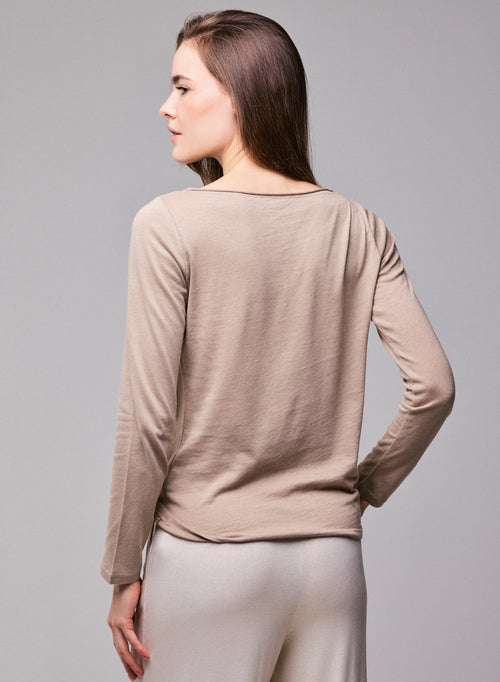 Beige T-shirt with long sleeves boat neck in organic cotton / cashmere - MAJESTIC FILATURES