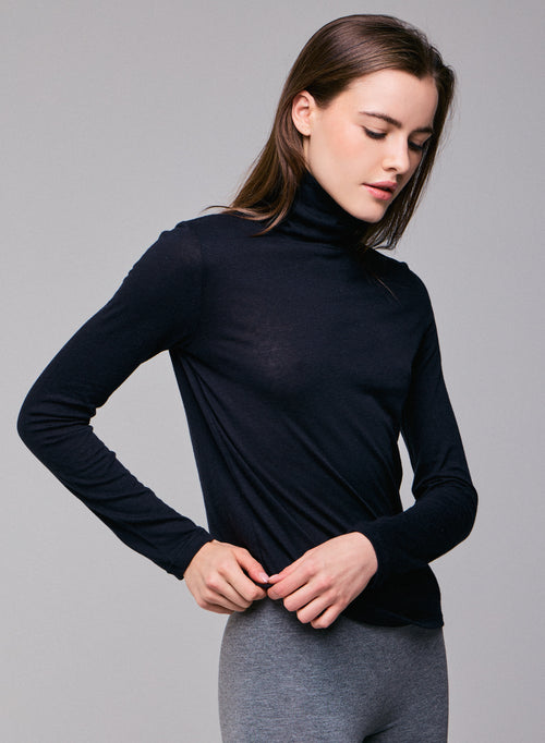 T-shirt Marine Col Roulé Manches Longues en Coton Organique et Cachemire - MAJESTIC FILATURES