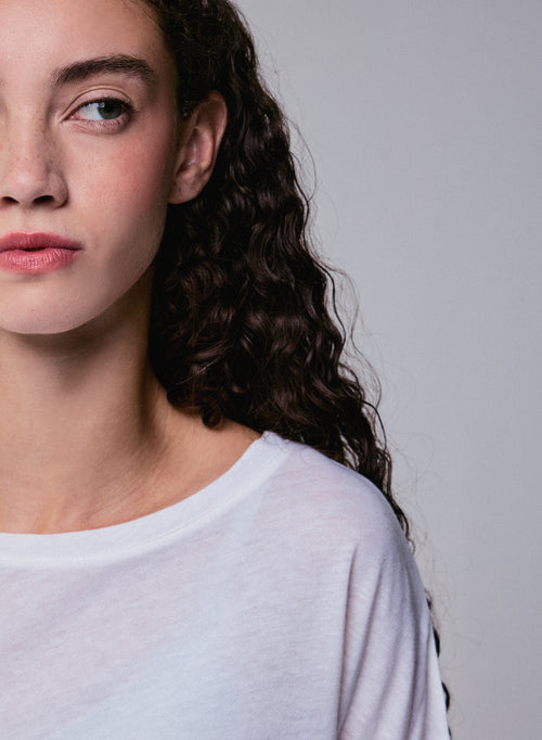 T-shirt Blanc Col Bateau Manches Longues en Coton et Cachemire - MAJESTIC FILATURES