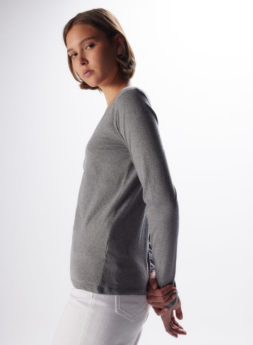 "Cotton V-Neck Long Sleeve T-Shirt" - MAJESTIC FILATURES