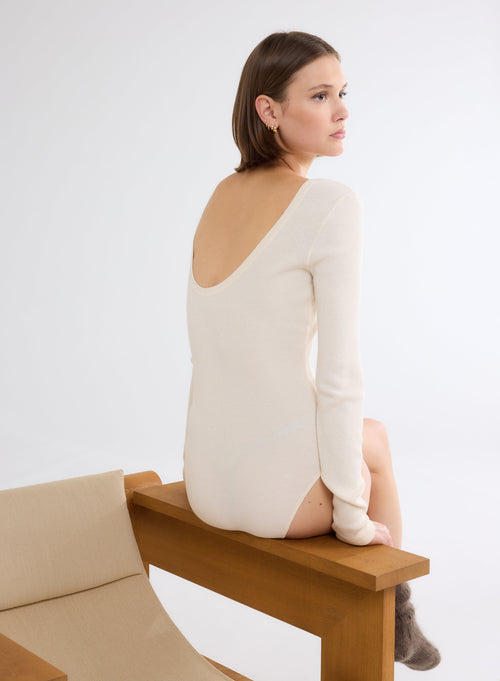 White U-Neck Long Sleeve Organic Cotton Body - MAJESTIC FILATURES