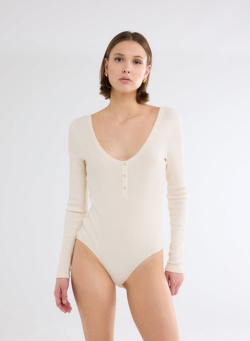 White U-Neck Long Sleeve Organic Cotton Body - MAJESTIC FILATURES