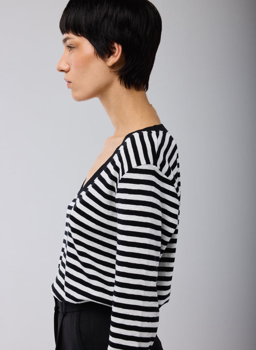 Black / White Stripped V-Neck Long Sleeves T-shirt in Organic Cotton - MAJESTIC FILATURES