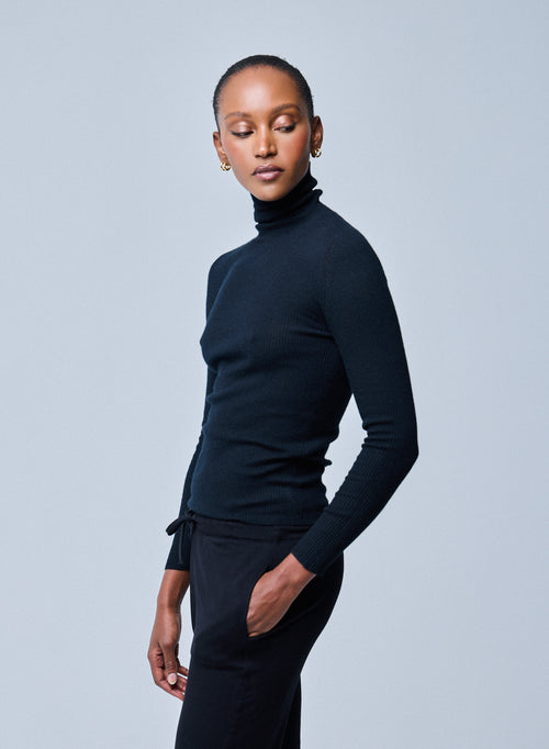 Black Long Sleeve Cashmere High Neck T-Shirt - MAJESTIC FILATURES