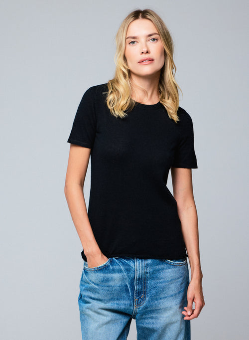 Camiseta de cachemira negra de manga corta con cuello redondo - MAJESTIC FILATURES