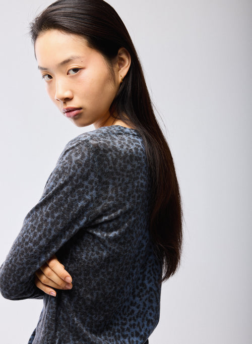 Blue Round Neck Long Sleeves T-Shirt in Organic Cotton and Cashmere - MAJESTIC FILATURES