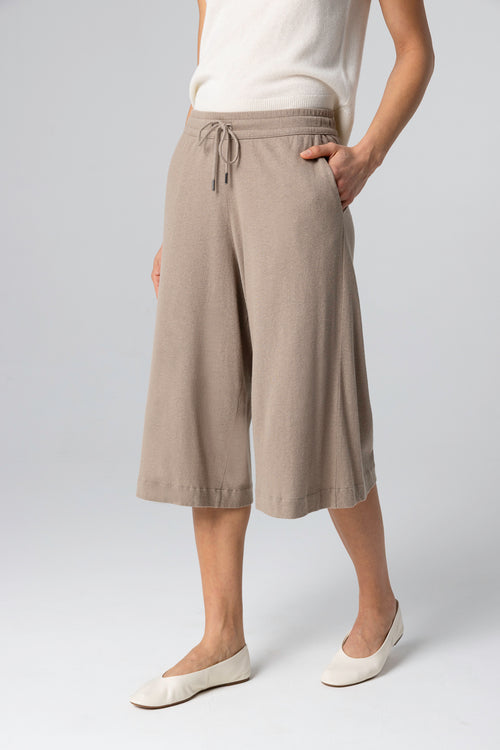 Coffee Latte Shorts in Cotton / Linen - MAJESTIC FILATURES