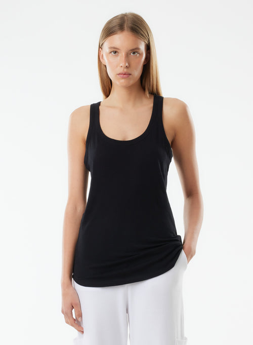 Camiseta de tirantes negra con cuello en U - MAJESTIC FILATURES