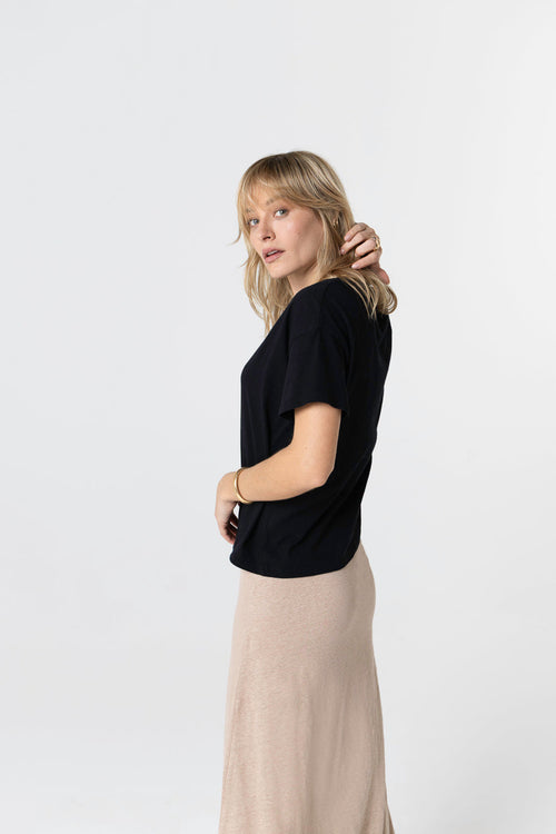 T-shirt Noir Col Rond Manches Courtes en Coton organique - MAJESTIC FILATURES