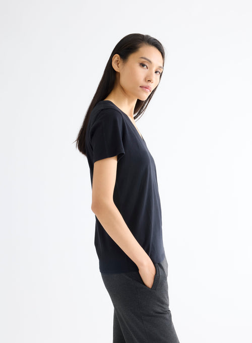 T-shirt Noir Patty col V manches courtes en Coton - MAJESTIC FILATURES