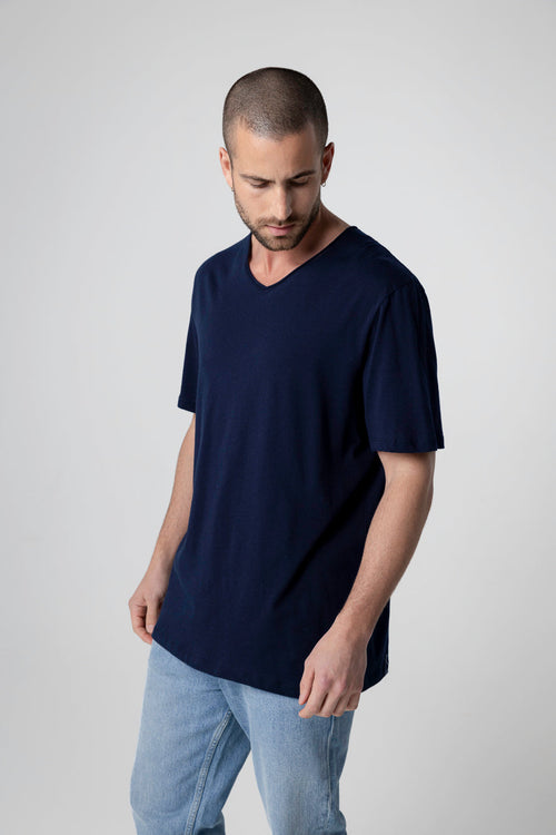 Camiseta azul marino cuello en V y manga corta de algodón orgánico - MAJESTIC FILATURES