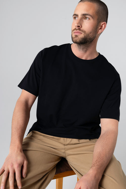 T-shirt Noir Col Rond Manches Courtes en Coton supima - MAJESTIC FILATURES