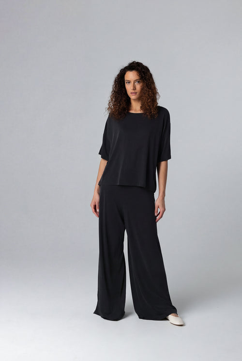 T-shirt Noir Col Rond Manches Courtes en Cupro / Elasthanne - MAJESTIC FILATURES